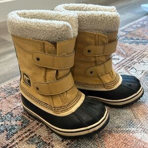 Size 10 Sorel Children's 1964 Pac Strap Boot - Waterproof